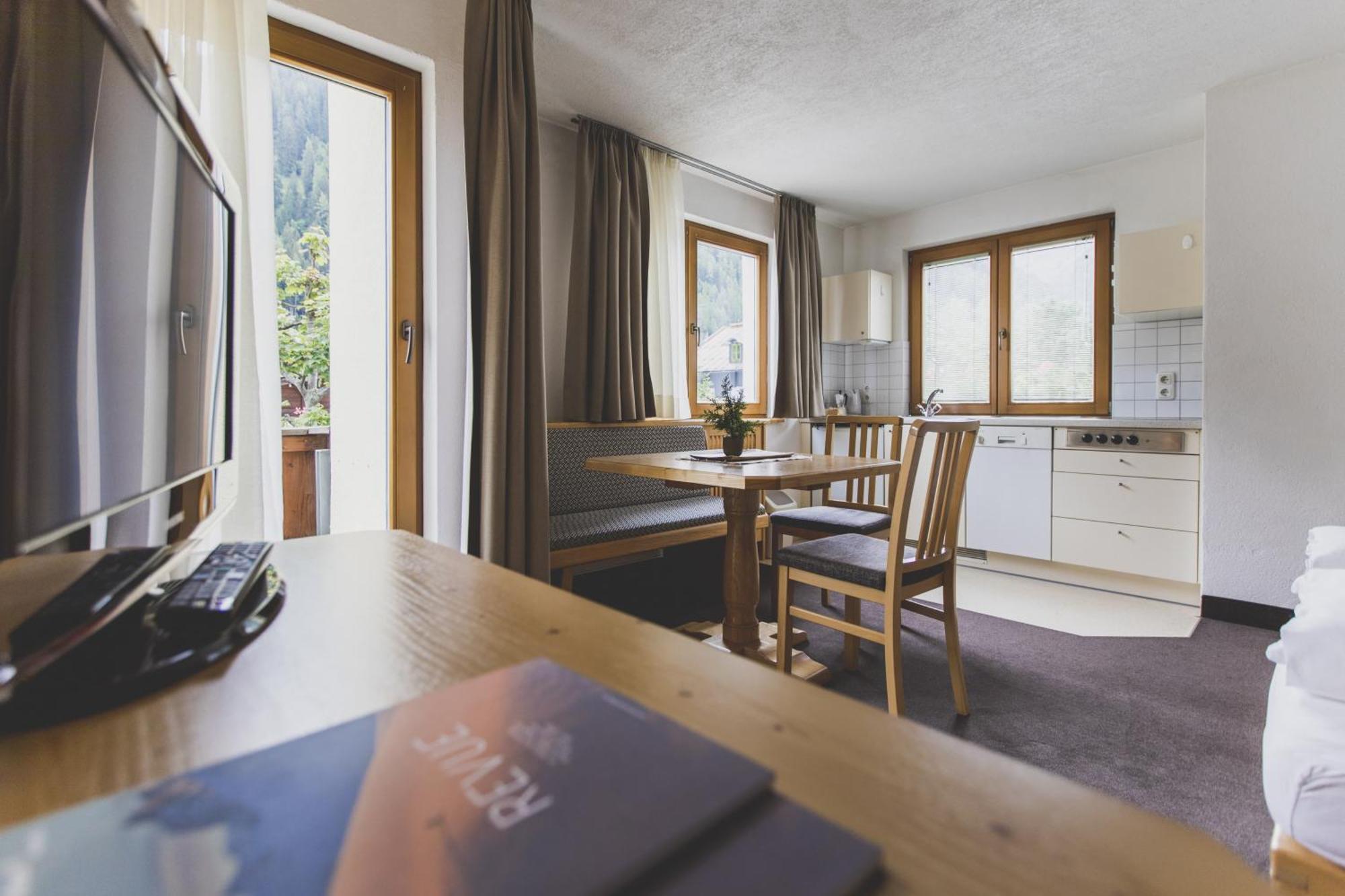 Hotel Montfort Sankt Anton am Arlberg Extérieur photo